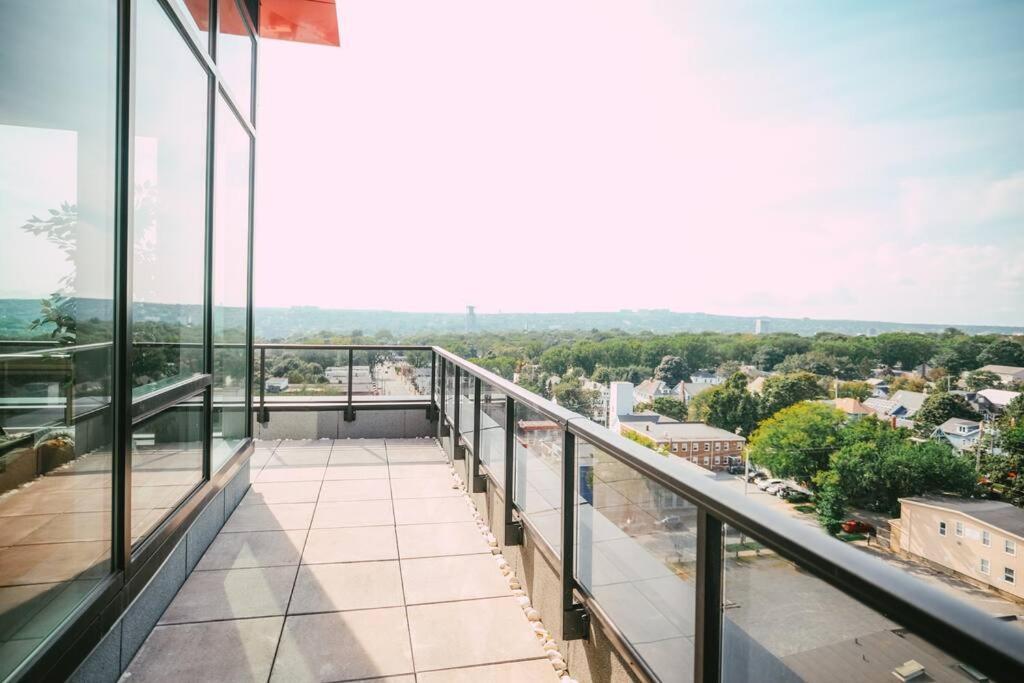 New Luxury 2Br Penthouse Apt In Central Halifax Zewnętrze zdjęcie