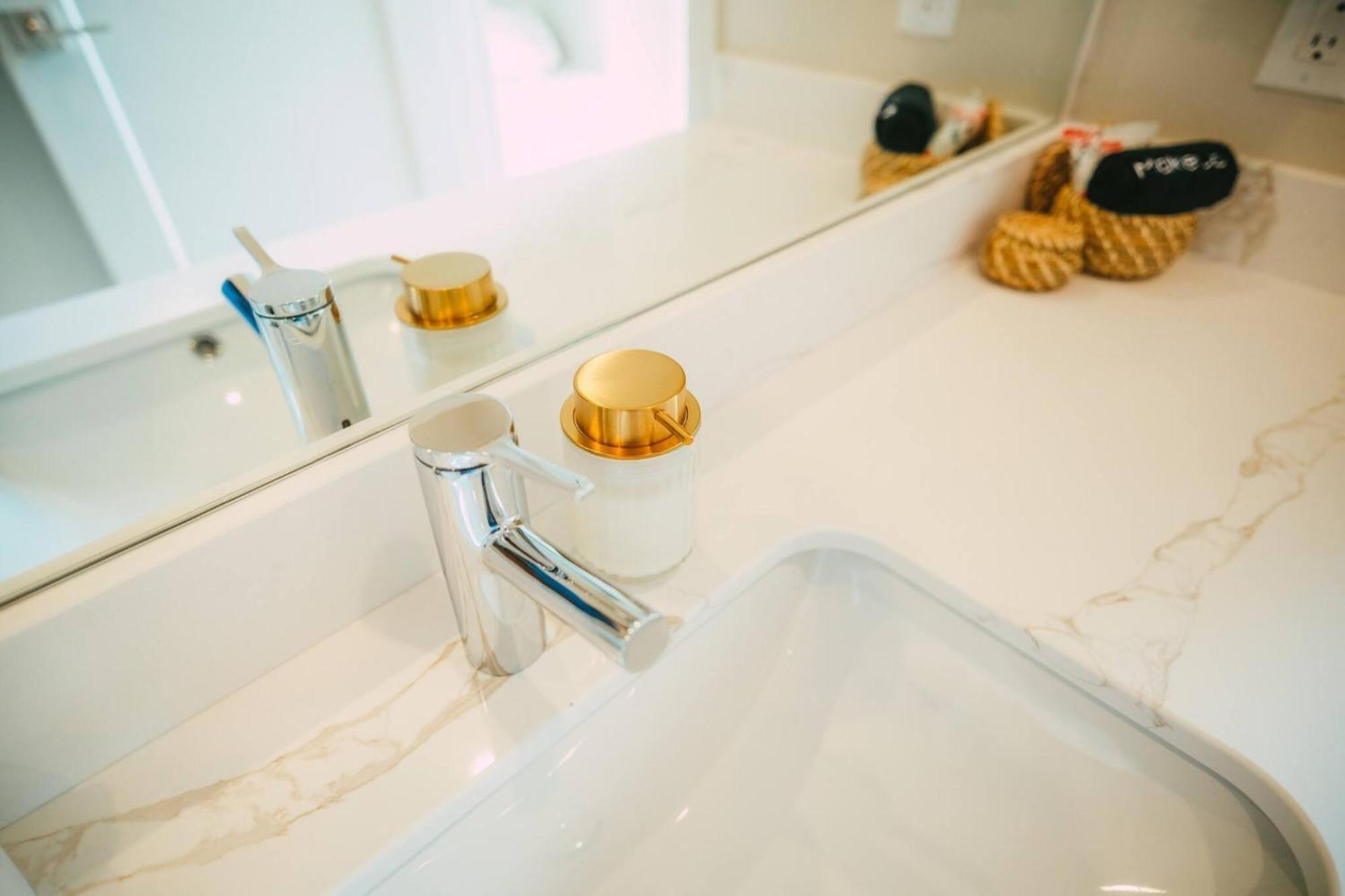 New Luxury 2Br Penthouse Apt In Central Halifax Zewnętrze zdjęcie